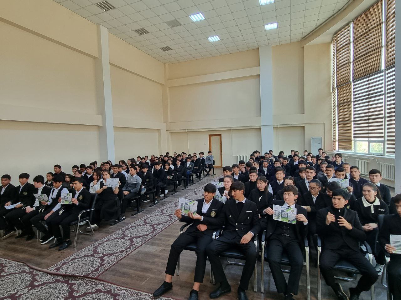 20 noyabr kuni Muhammad al-Xorazmiy nomidagi Toshkent axborot texnologiyalari universiteti Samarqand filiali akademik litseyida Samarqand shahri boʻyicha IIOFMB 2-son IIB bilan hamkorlikda “Oʻquvchil…