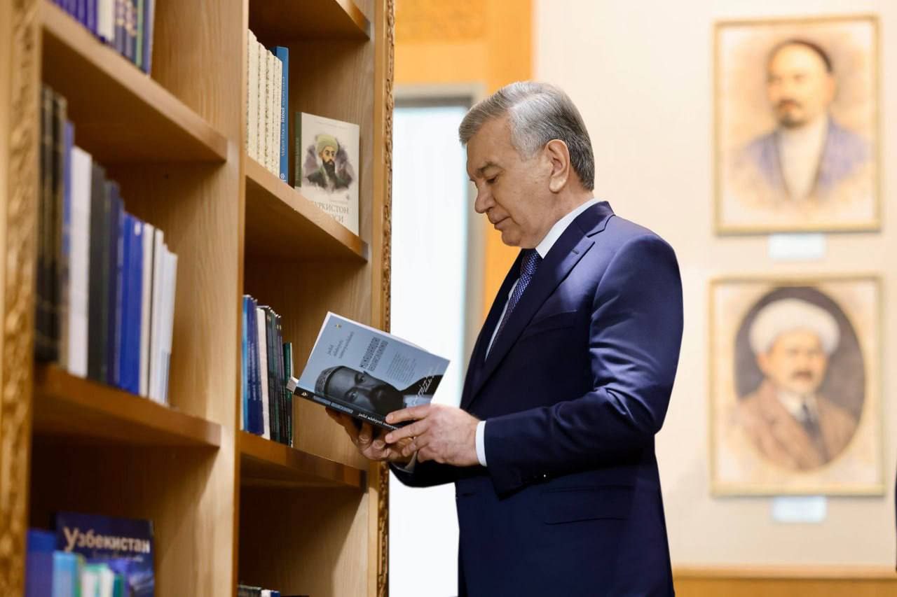 Prezident Shavkat Mirziyoyev jamoatchilik vakillari bilan birgalikda ulug‘ ayyomlar – muborak Ramazon hayiti va Navro‘z bayrami oldidan rasman o‘z eshiklarini ochgan O‘zbekistondagi Islom sivilizatsi…
